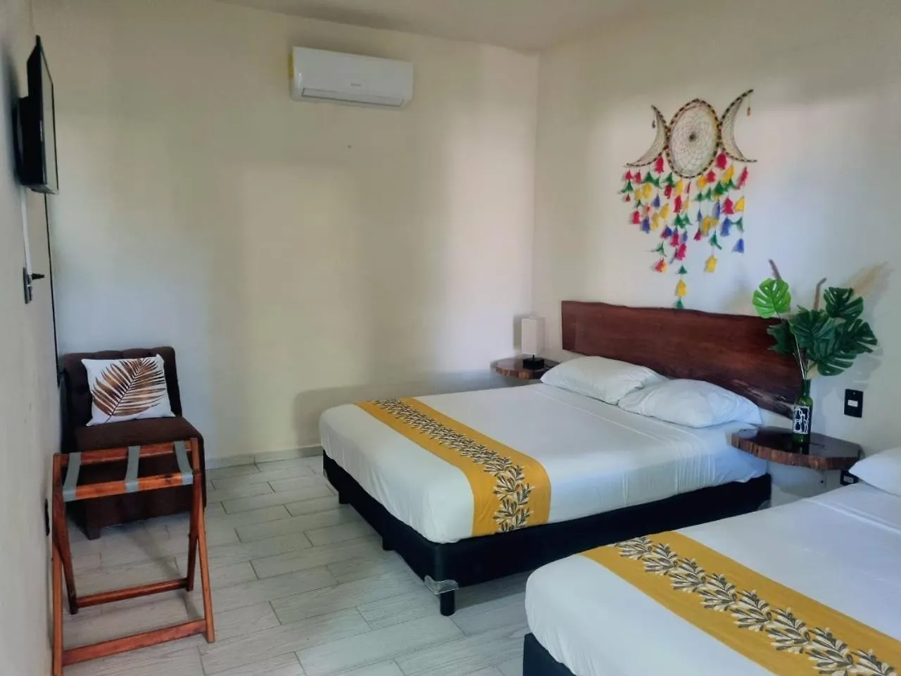 Hotel Brisas 바칼라르