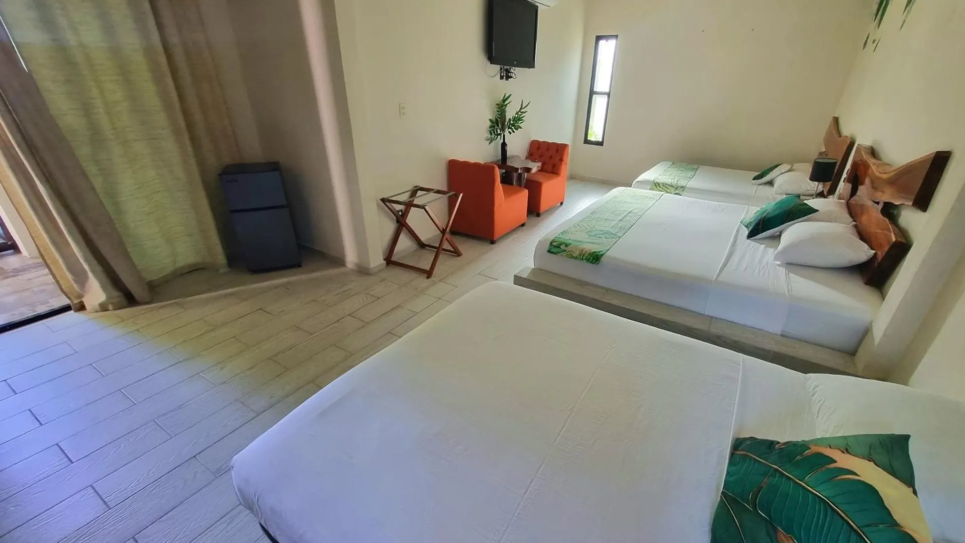 Hotel Brisas Bacalar 4*,  Mexico