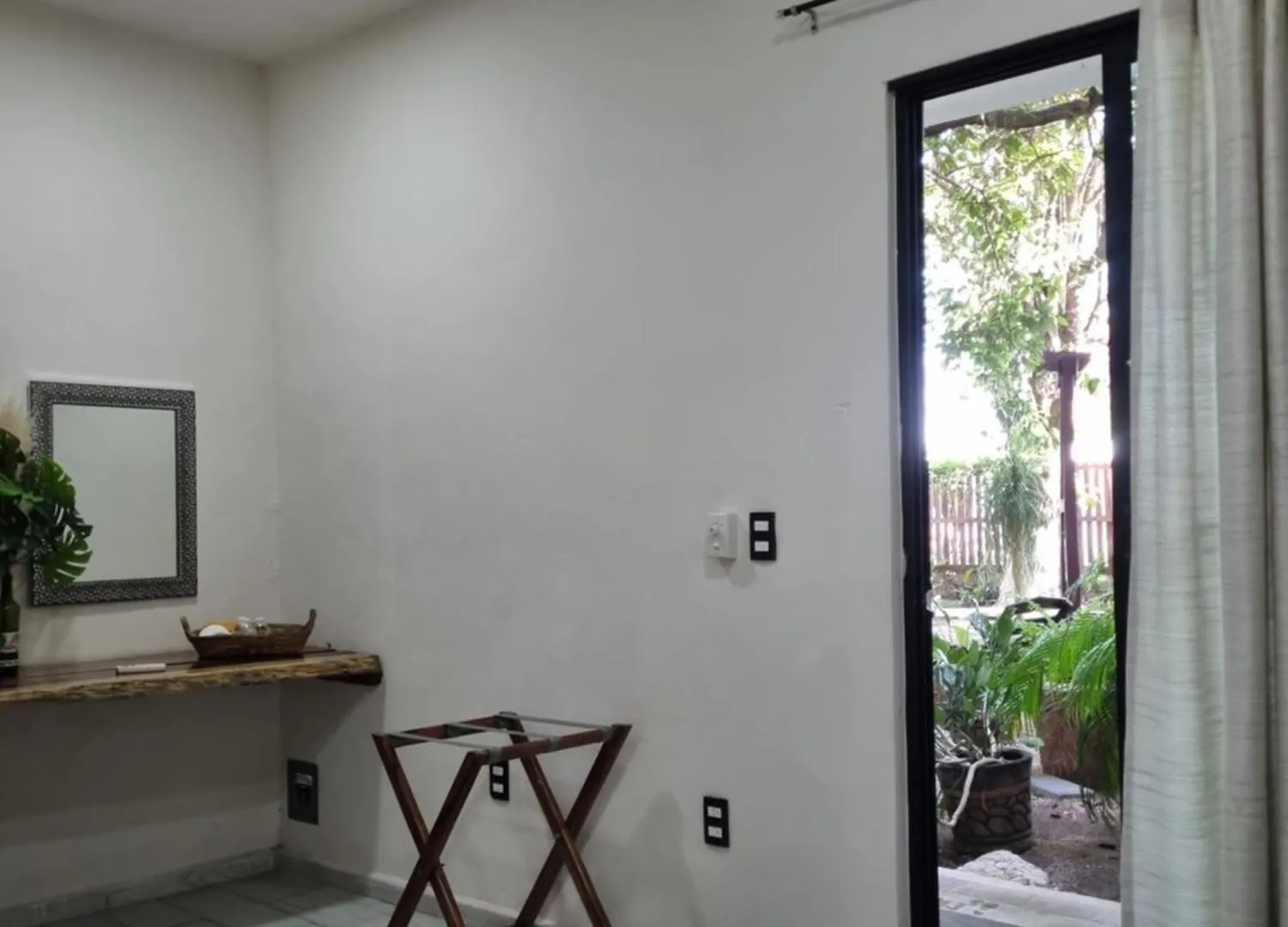 Hotel Brisas Bacalar 4*,